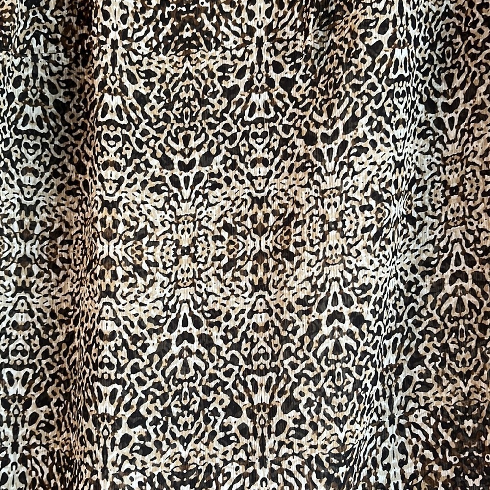 Liz Claiborne sheer 3/4 sleeve top. Flowy shoulder smocking brown sz S ikat boho - Picture 2 of 5
